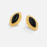 Amélie – Oval earrings with black stone.