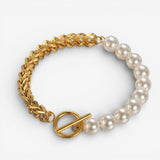 Elegant Gold and Pearl Bracelet