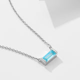 Livia – Silver necklace with small pendant