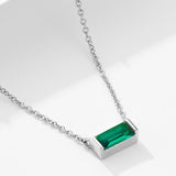Livia – Silver necklace with small pendant