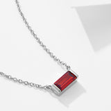 Livia – Silver necklace with small pendant