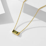 Livia – Silver necklace with small pendant