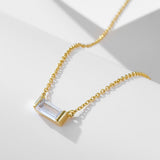 Livia – Silver necklace with small pendant
