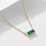 Livia – Silver necklace with small pendant