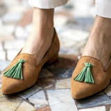 Freya | Tan Green-Tassel Loafers