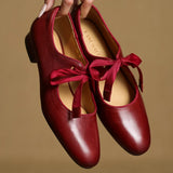Patricia | Red Ribbon-Tie Pumps