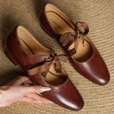 Patricia | Red Ribbon-Tie Pumps
