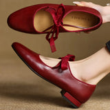 Patricia | Red Ribbon-Tie Pumps