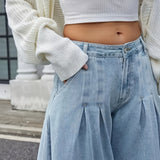 Lila | Light Blue Pleated Wide-Leg Jeans