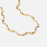 Judith – Gold Necklace with Geometric Shape