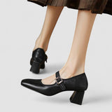 Daniela | Black Pointed-Toe Pumps