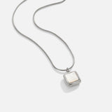 Sylvie – Gold necklace with mini plates